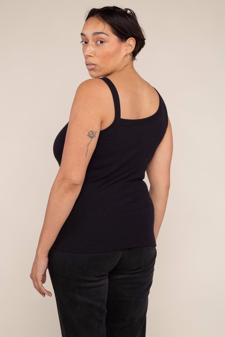 Asymmetrical Ribbed Tank