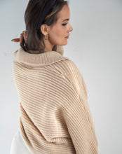 Load image into Gallery viewer, Collared Pullover Sweater

