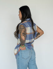 Load image into Gallery viewer, Sleeveless Plaid Vest
