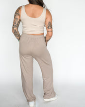 Load image into Gallery viewer, Luxe Lounge Pants
