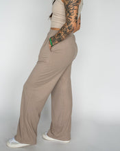 Load image into Gallery viewer, Luxe Lounge Pants
