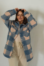 Load image into Gallery viewer, Oversized Flannel Jacket
