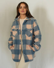 Load image into Gallery viewer, Oversized Flannel Jacket
