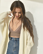 Load image into Gallery viewer, Relaxed Fit Cardigan
