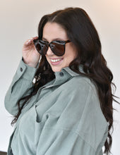 Load image into Gallery viewer, Retro Sunglasses
