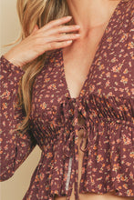 Load image into Gallery viewer, Floral Peplum Top
